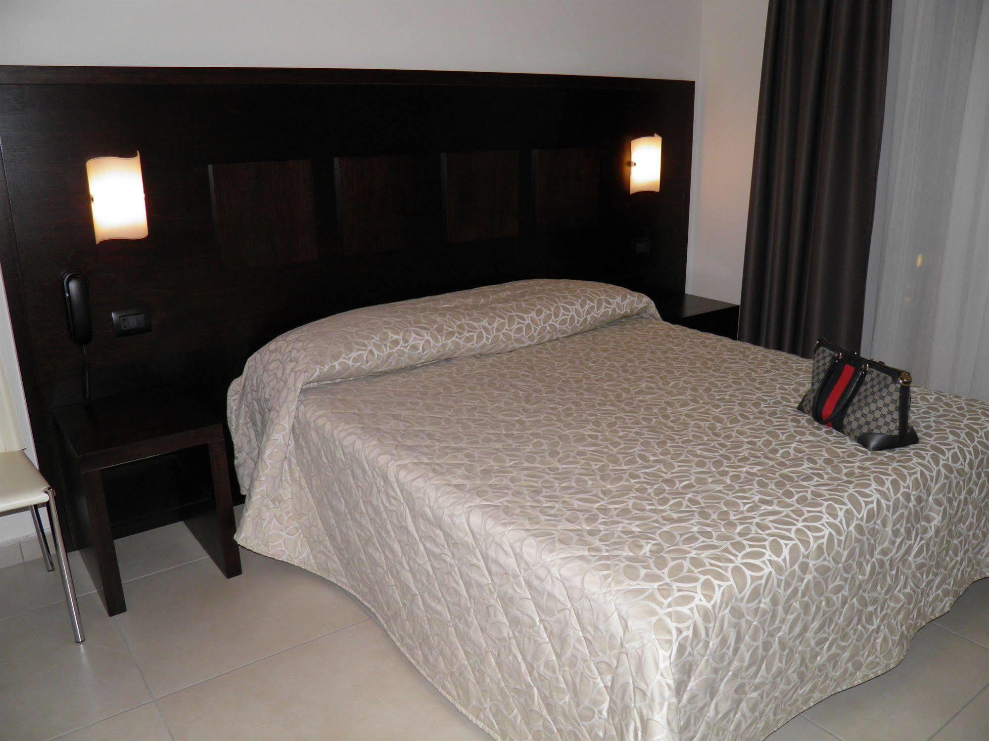 Hotel I Crespi Grosseto Dış mekan fotoğraf